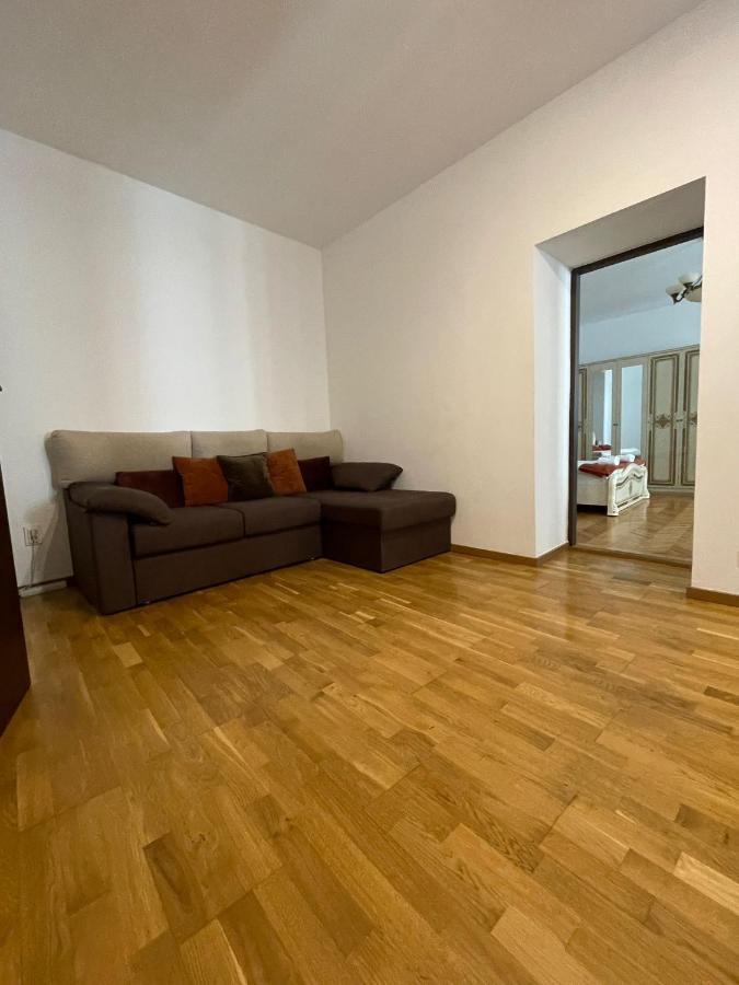 Londof Schei Apartments - Downtown Брашов Экстерьер фото